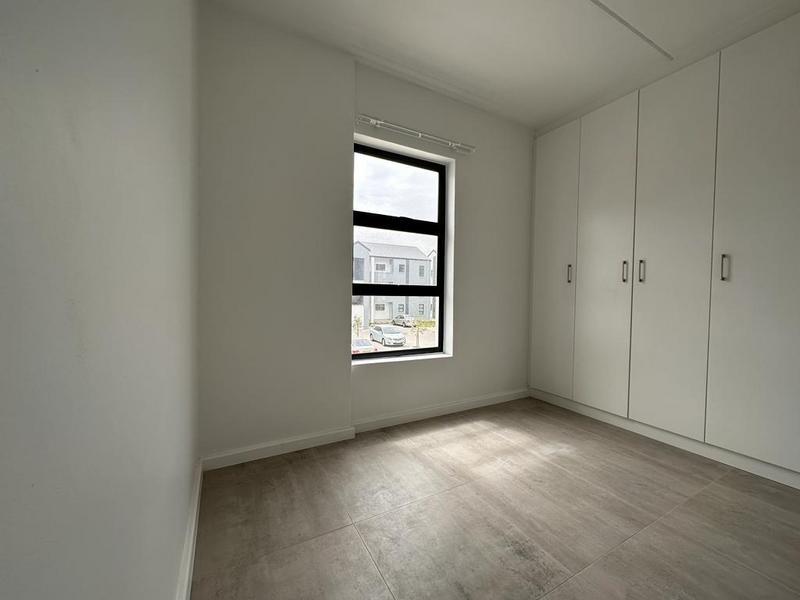 2 Bedroom Property for Sale in Aan de Wijnlanden Western Cape